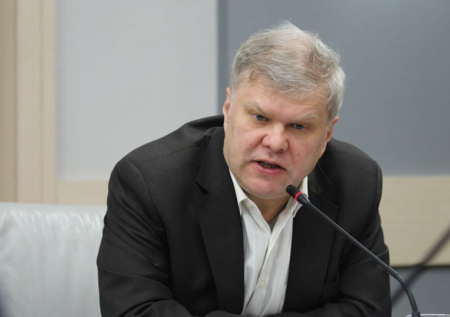 Депутата Митрохина отпустили из полиции