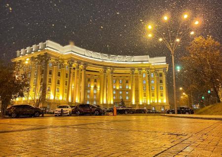 В МИД Украины заявили, что страна не будет вести прямой диалог с Донбассом