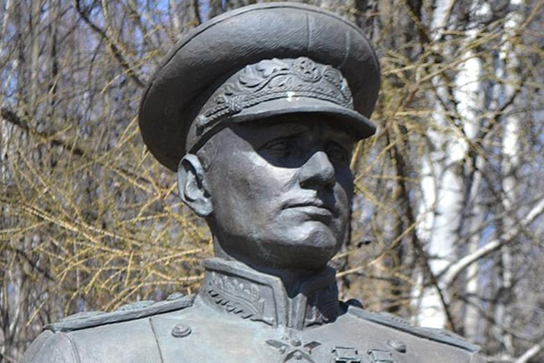 Памятник маршалу Ивану Коневу