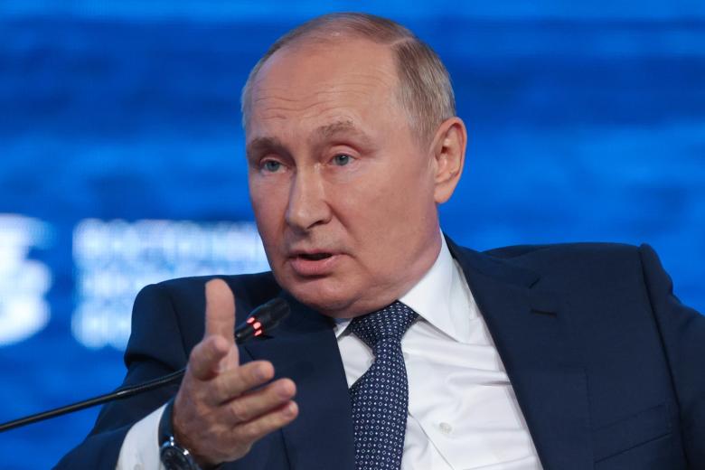 Президент РФ Владимир Путин на пленарном заседании Восточного экономического форума — 2022