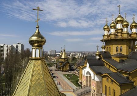 В Николаеве вандалы сломали православный крест
