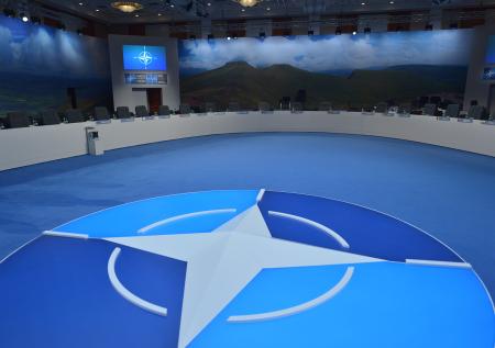 Захарова обвинила НАТО в невыполнении данных ранее обещаний