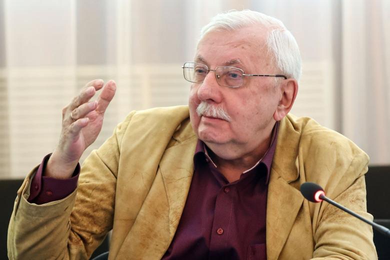 Виталий Третьяков