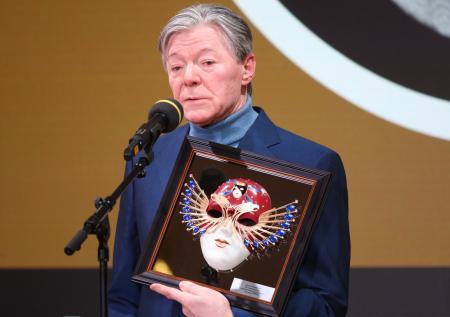 Перенёсший коронавирус Збруев рассказал, когда вернётся на сцену