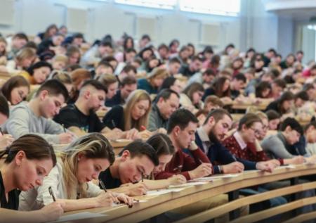 Стало известно, когда Госдума рассмотрит отмену ЕГЭ