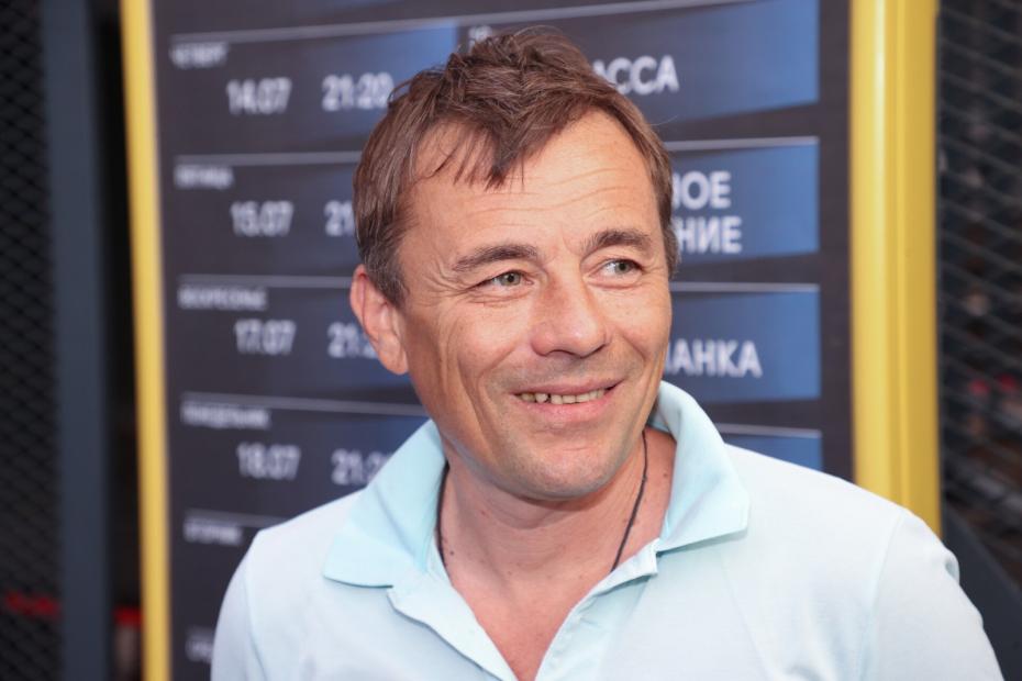 Актер Олег Васильков