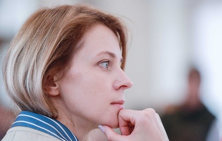 Поклонская возмутилась инквизицией после открытого урока с рунами на доске