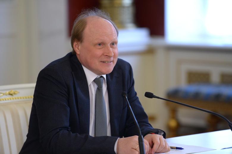 Владимир Толстой
