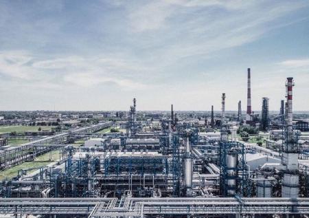 Цена на Brent падает из-за ожиданий сложностей в переговорах США и Китая