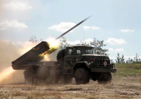 Появилось видео, как российские ракеты накрыли ВСУ у курской границы