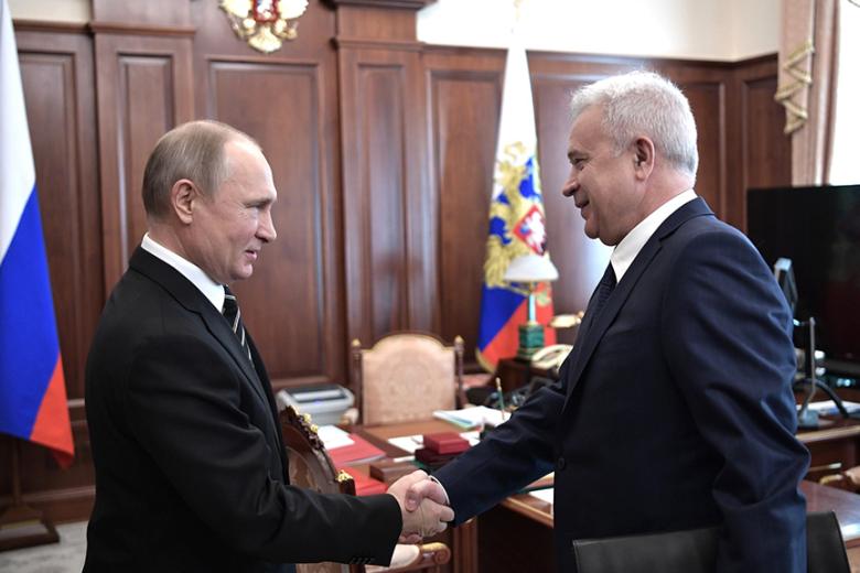 Владимир Путин и Вагит Алекперов