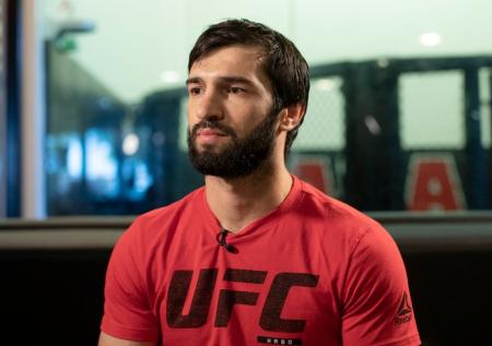 Боец UFC Тухугов нокаутировал соперника в первом раунде