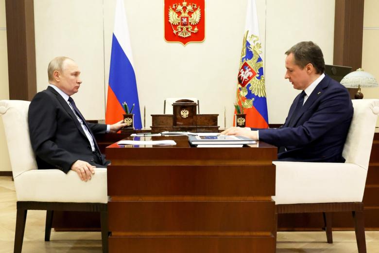 Владимир Путин и Вячеслав Гладков