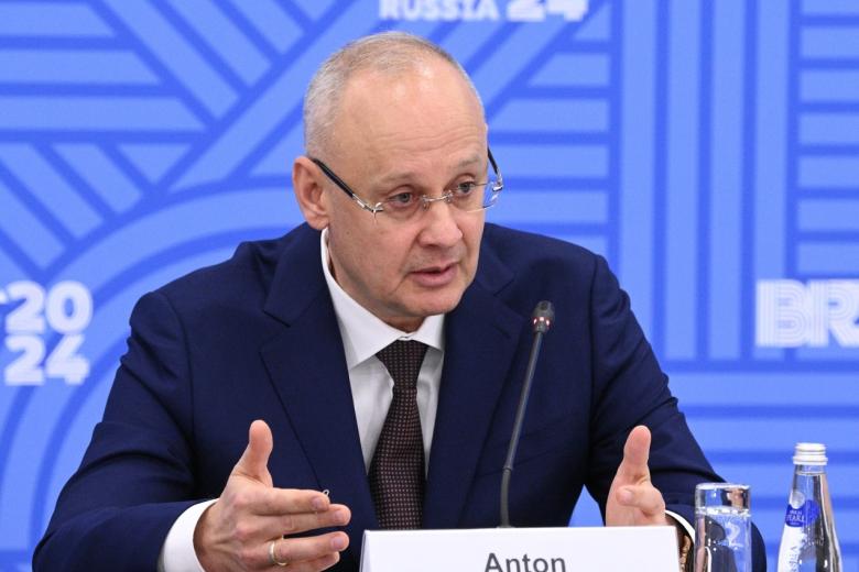 Антон Кобяков