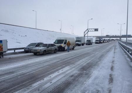 Крымский мост открыли для движения
