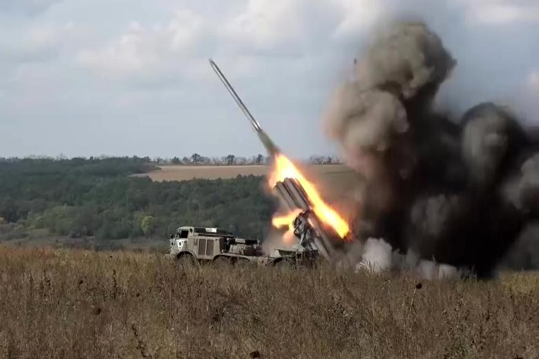 Боевая стрельба расчетов РСЗО «Ураган»