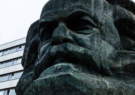 Аниме про Маркса получило русскую озвучку
