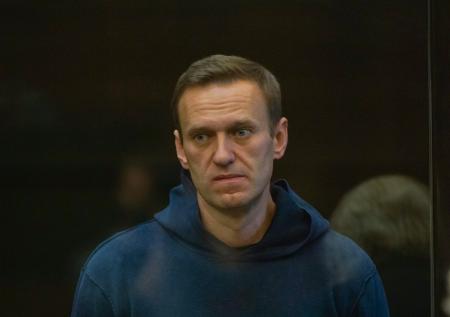 Суд отложил рассмотрение жалобы Навального на статус склонного к побегу