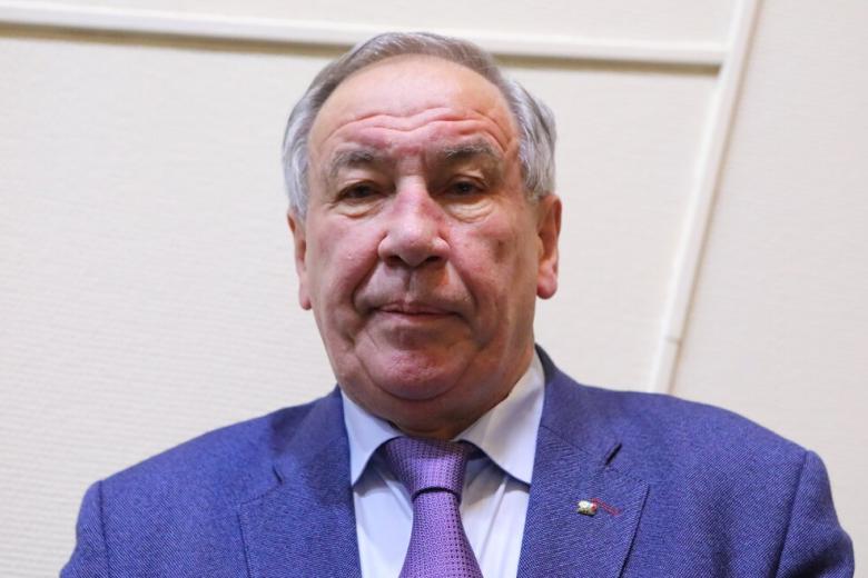 Шамиль Тарпищев