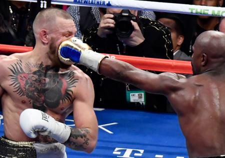Экс-чемпион по боксу Малиньяджи назвал Макгрегора неудачником