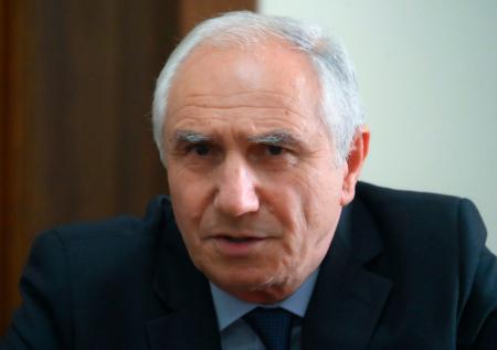 Исполняющий обязанности президента Абхазии проголосовал на выборах
