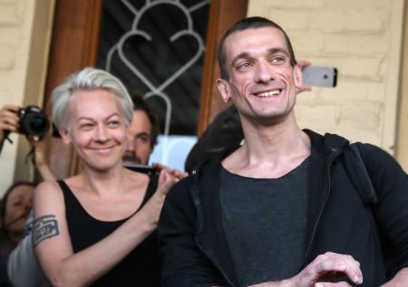 Бывшая возлюбленная художника Павленского рассказала о пытках