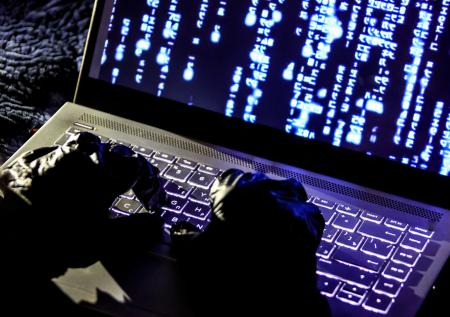 Anonymous пригрозили кибератаками оставшимся в РФ западным компаниям 