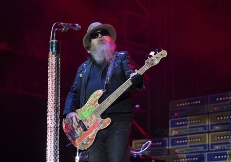 Басист группы ZZ Top Дасти Хилл умер в 72 года