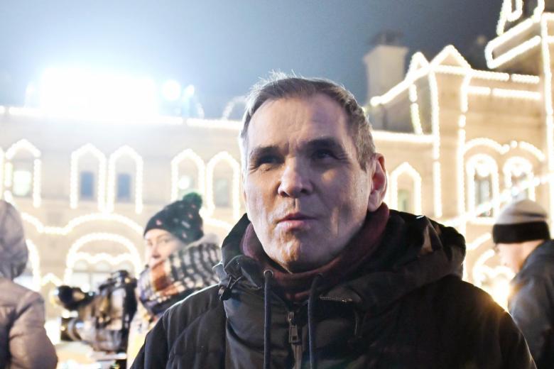 Бари Алибасов