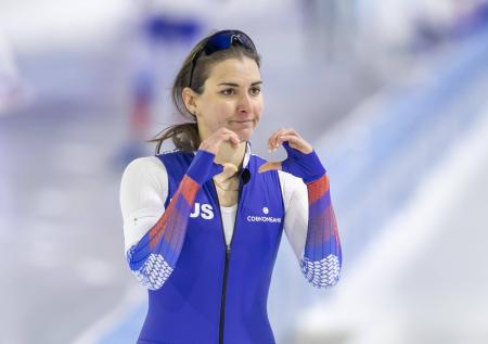 Ангелина Голикова взяла серебро чемпионата Европы по конькобежному спорту