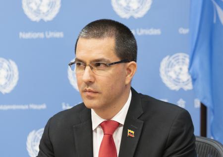 Глава МИД Венесуэлы проведёт встречу с Борисовым