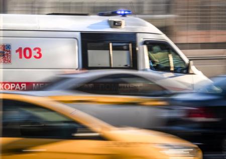 Житель Москвы выпал из окна и погиб на юге столицы