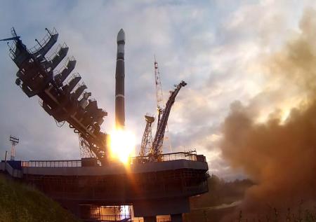 Роскосмос запустил космическую обсерваторию с Байконура
