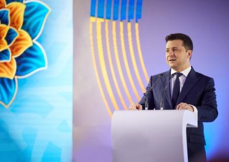 Зеленский: Киев готов к урегулированию ситуации в Донбассе