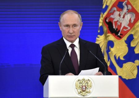 Путин исключил заинтересованных лиц из голосований по сделкам в АО и ООО