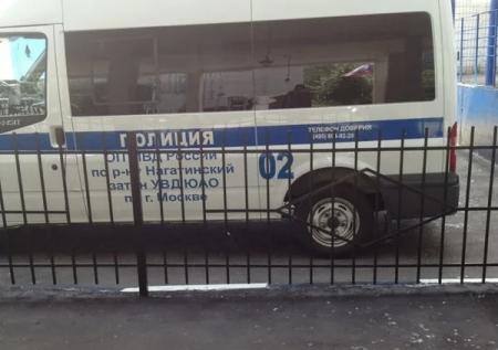 Силовики задержали оппозиционера Удальцова