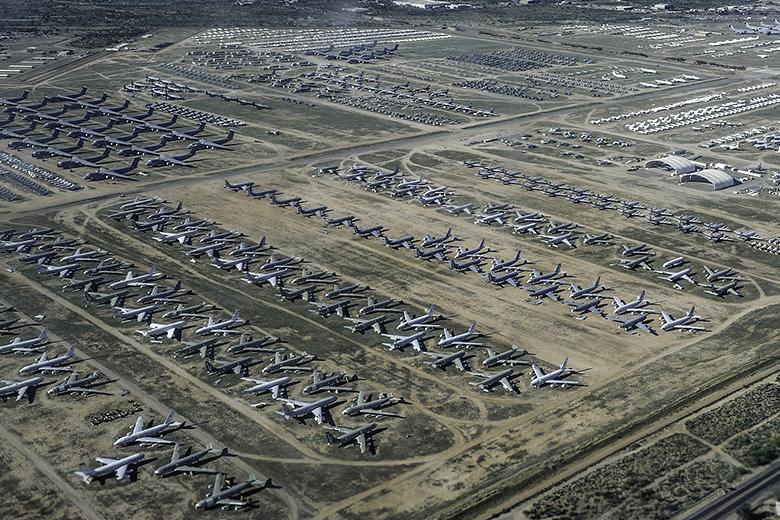 Уничтоженные стратегические бомбардировщики B-52 на военной базе в Аризоне