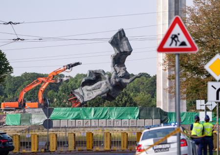 На месте памятника Освободителям Риги может появиться скейт-парк