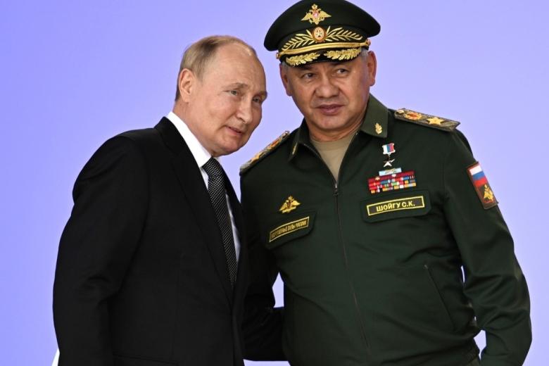 Владимир Путин и Сергей Шойгу