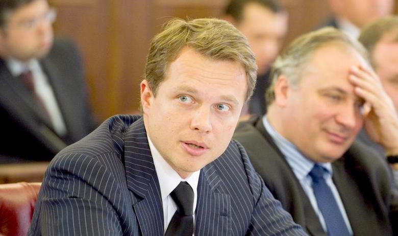 Максим Ликсутов