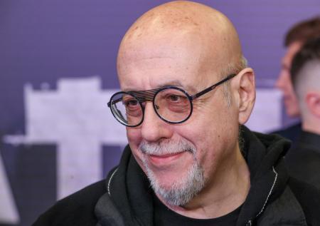Кинокритик назвал пиар-ходом ремейк «Москва слезам не верит»