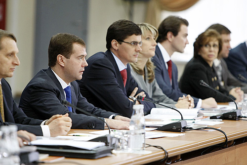 Александр Попов (в центре), 2008 год