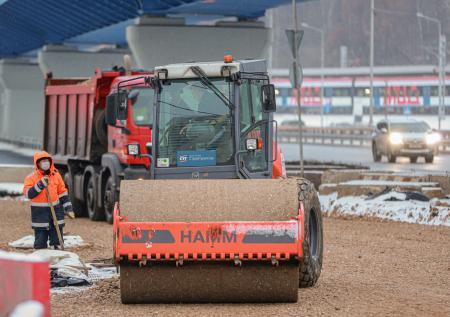 В кабмине рассказали, какую сумму выделят на возведение дорог в России 