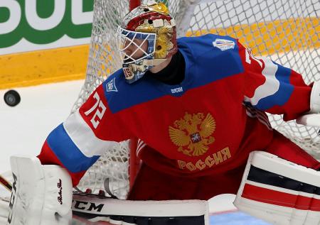 Бобровский заявил, что хотел уйти из «Коламбуса» в другой клуб с Панариным