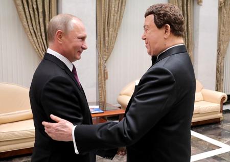Путин выразил соболезнования в связи со смертью Кобзона