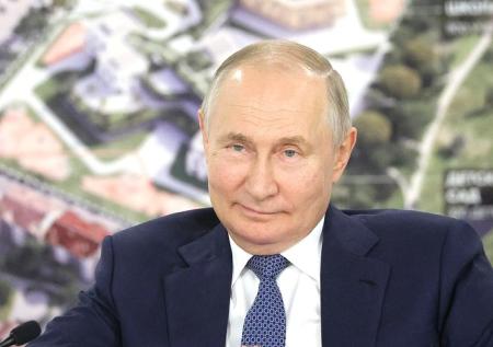 «Верни колбасу, все прощу»: как Путин шутит над политиками и чиновниками 