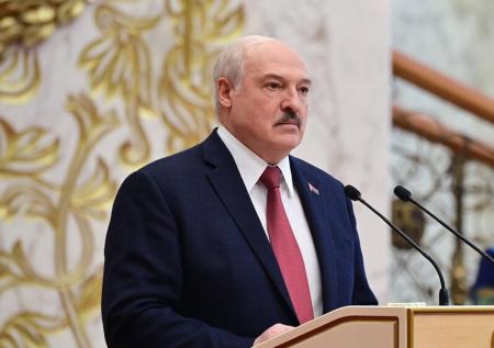 Лукашенко поведал, как теща заставила его стать историком вместо журналиста