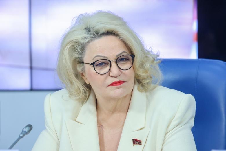 Нина Останина
