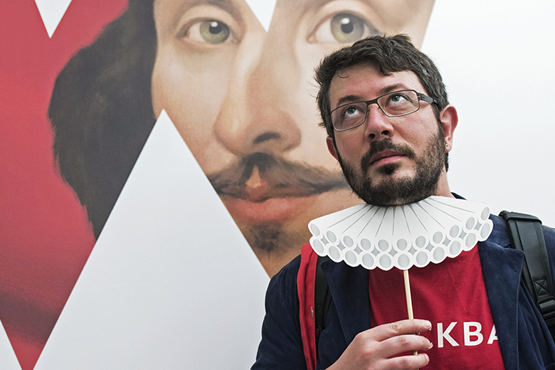 Артемий Лебедев