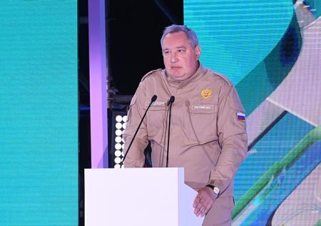 Рогозин заявил, что спутники РФ способны наблюдать за территорией Украины